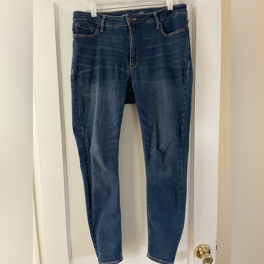 Old Navy Women’s Dark Blue Skinny Jeans